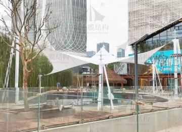 預張力在張拉膜結構建筑中的關鍵作用是什么？