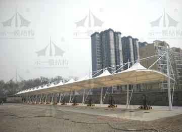 人們能很快的接受充電樁膜結(jié)構(gòu)車棚的原因是什么呢？